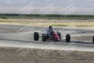 media/Jun-01-2024-CalClub SCCA (Sat) [[0aa0dc4a91]]/Group 4/Race/